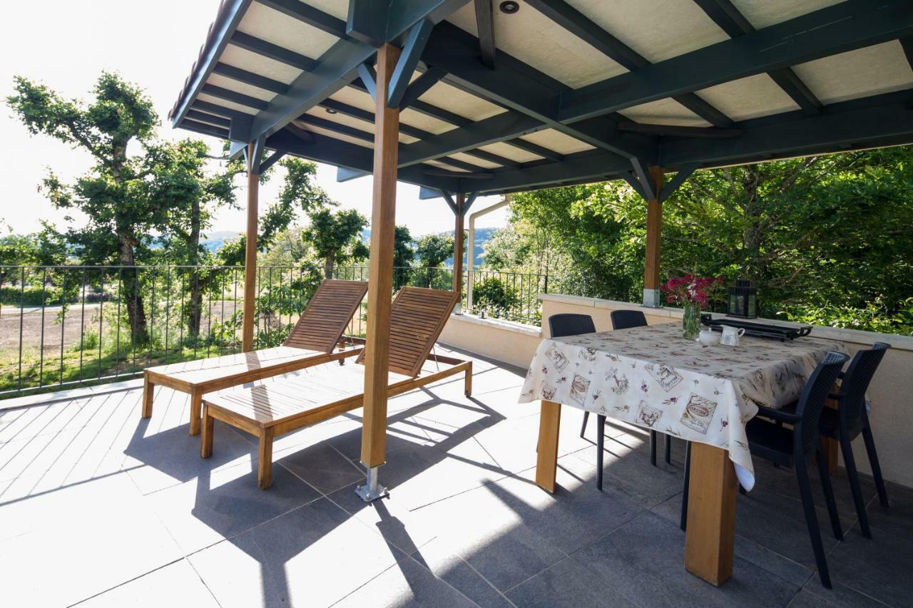 Domaine L'ancien Vignoble Apartment Saint-Julien-de-Lampon